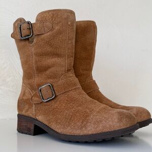 UGG light brown suede shearling lined Moto Boots size 8